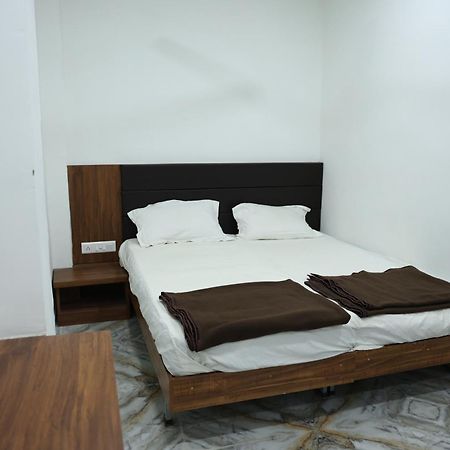 Hotel Aaram Kalupur Amhedabad Dış mekan fotoğraf