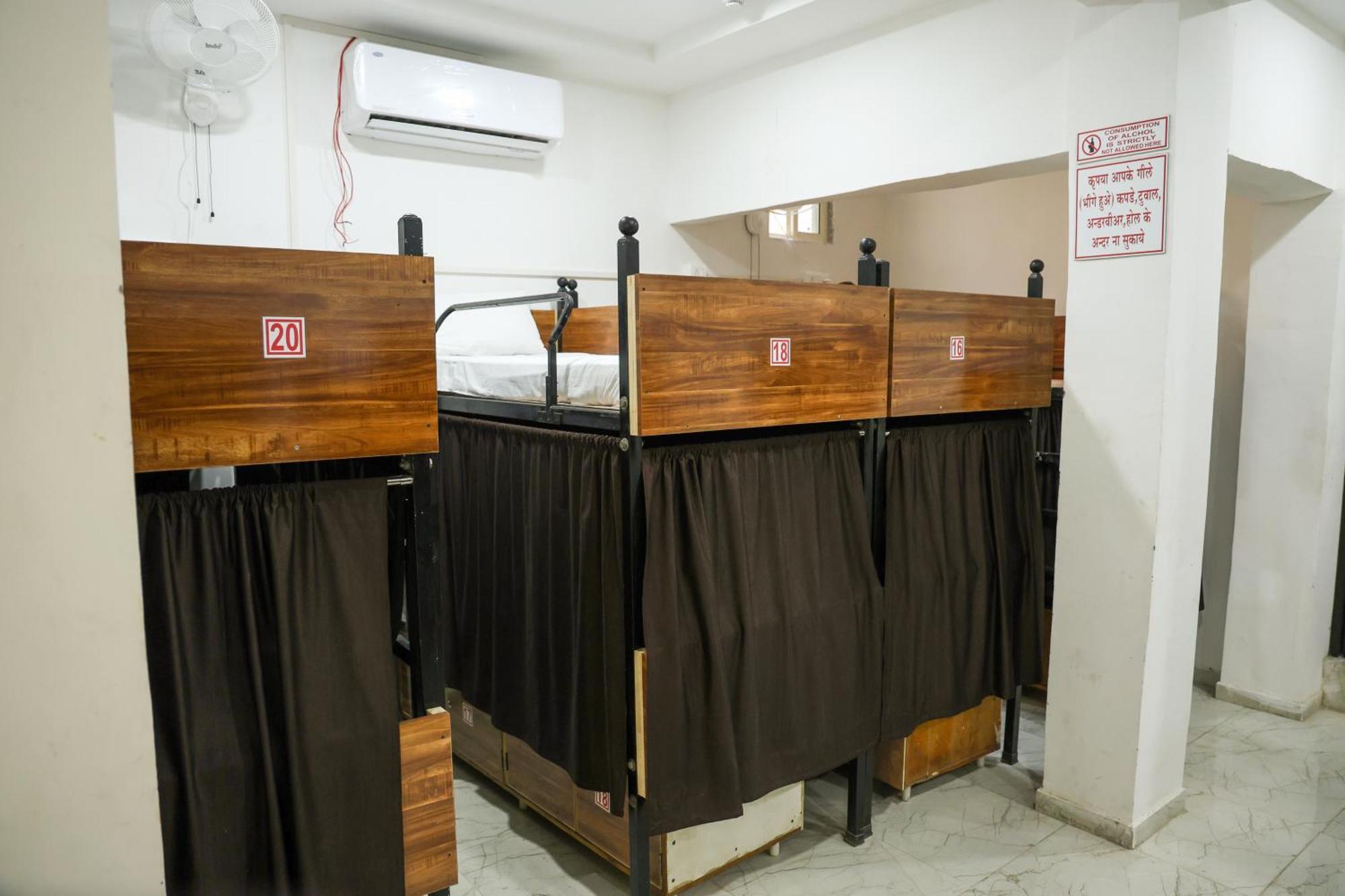 Hotel Aaram Kalupur Amhedabad Dış mekan fotoğraf