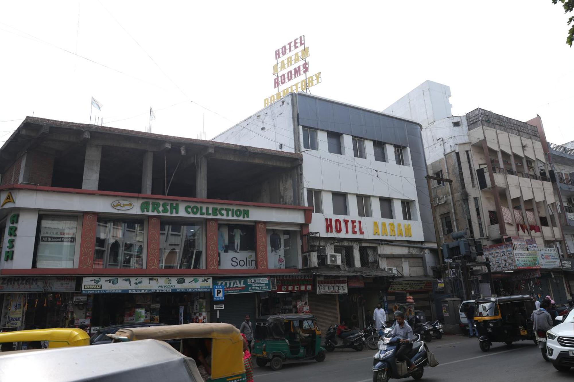 Hotel Aaram Kalupur Amhedabad Dış mekan fotoğraf